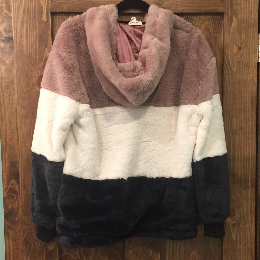 Colorblock Hoodie - Picture 4 of 5